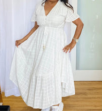 Load image into Gallery viewer, Sadie Maxi Dress