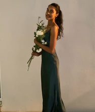 Load image into Gallery viewer, Aaliyah Dress