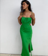 Load image into Gallery viewer, THE EMERALD DRESS